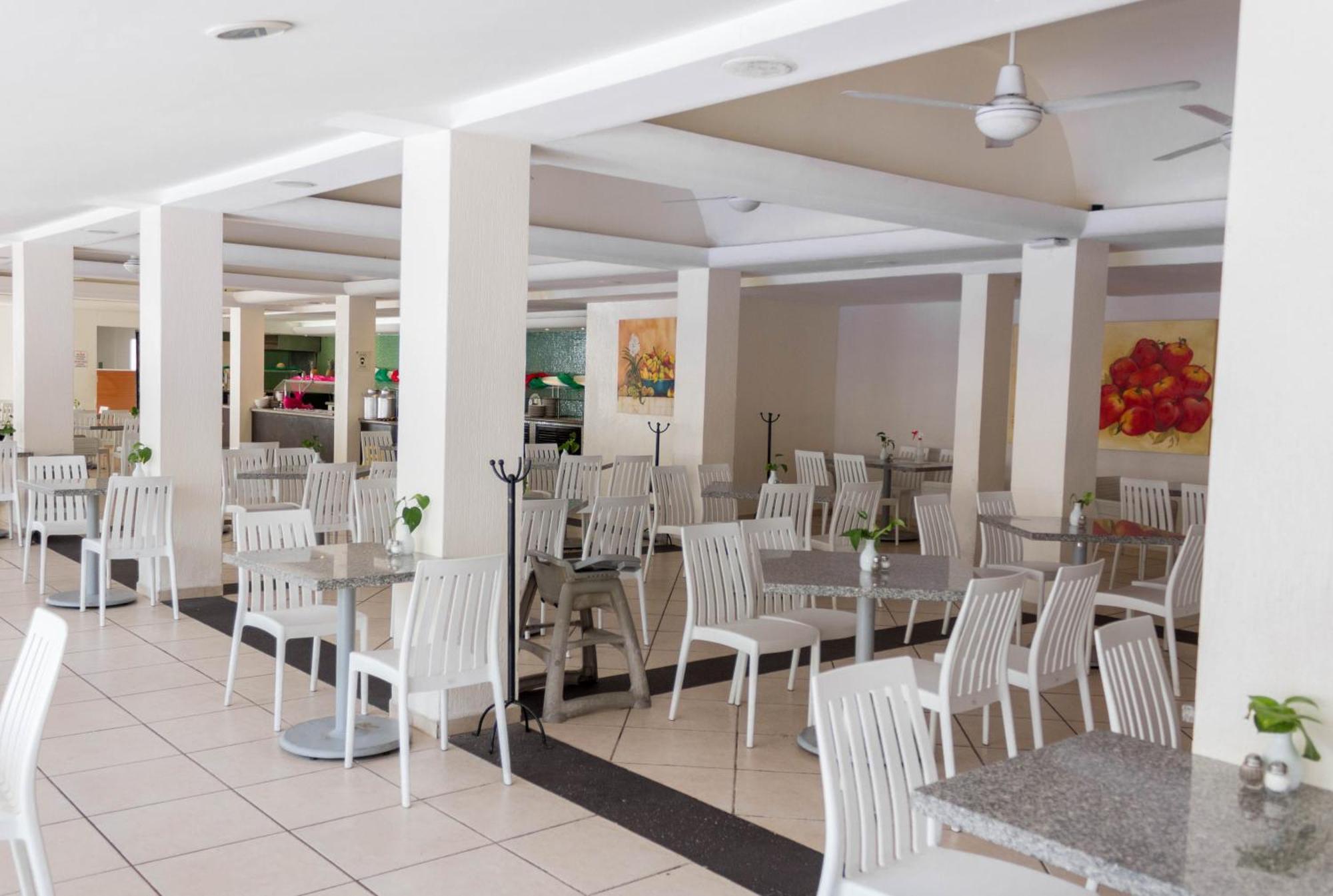 Plaza Pelicanos Club Beach Resort All Inclusive Puerto Vallarta Bagian luar foto