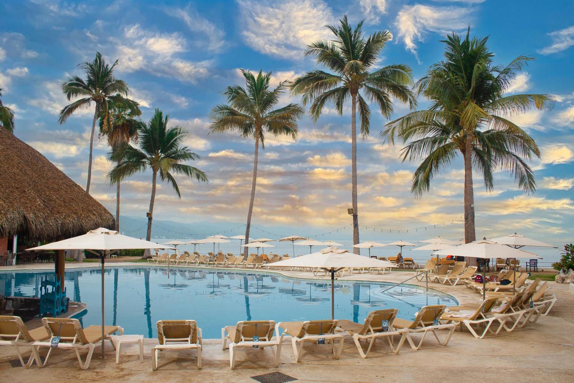 Plaza Pelicanos Club Beach Resort All Inclusive Puerto Vallarta Bagian luar foto