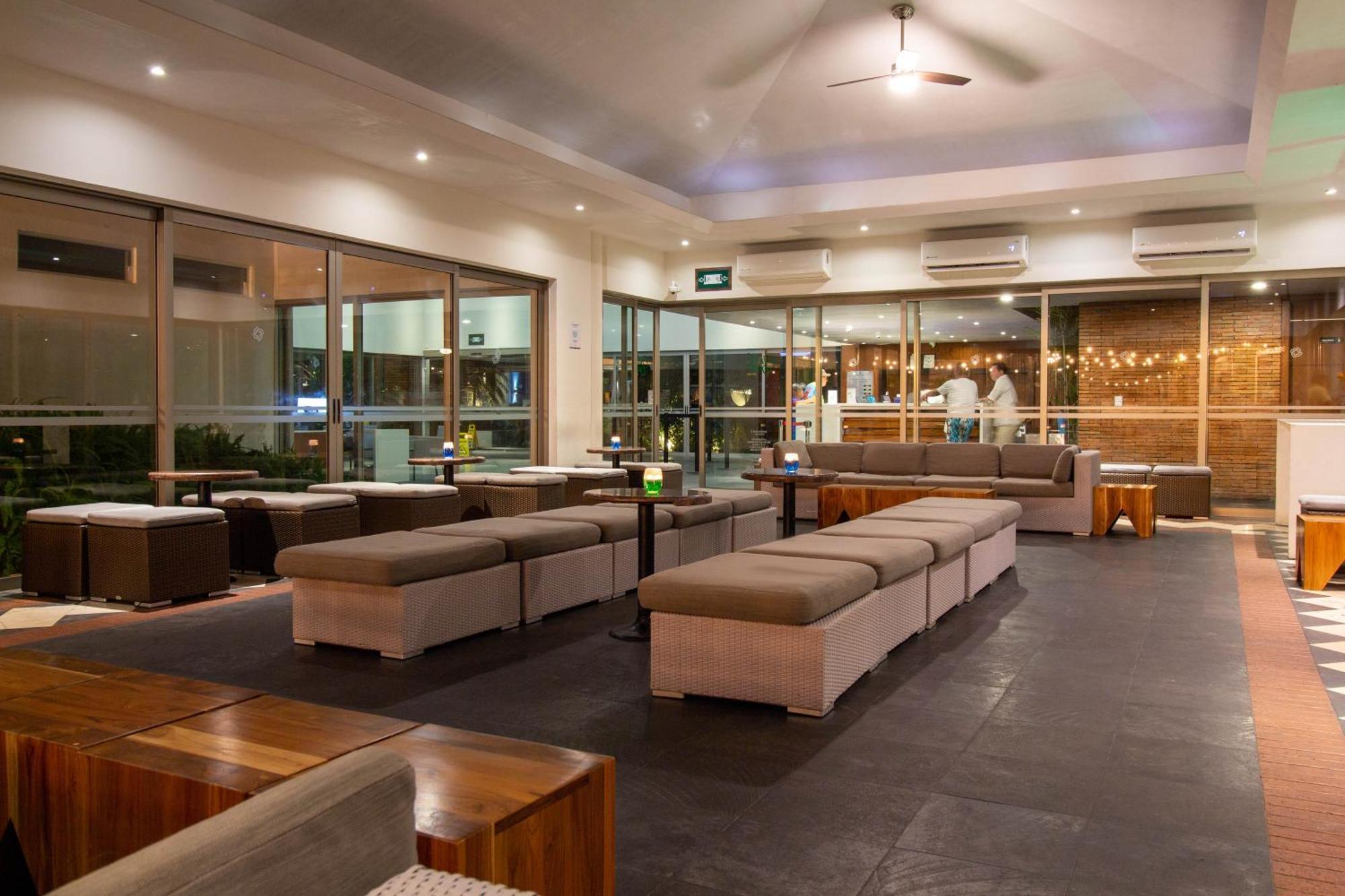 Plaza Pelicanos Club Beach Resort All Inclusive Puerto Vallarta Bagian luar foto